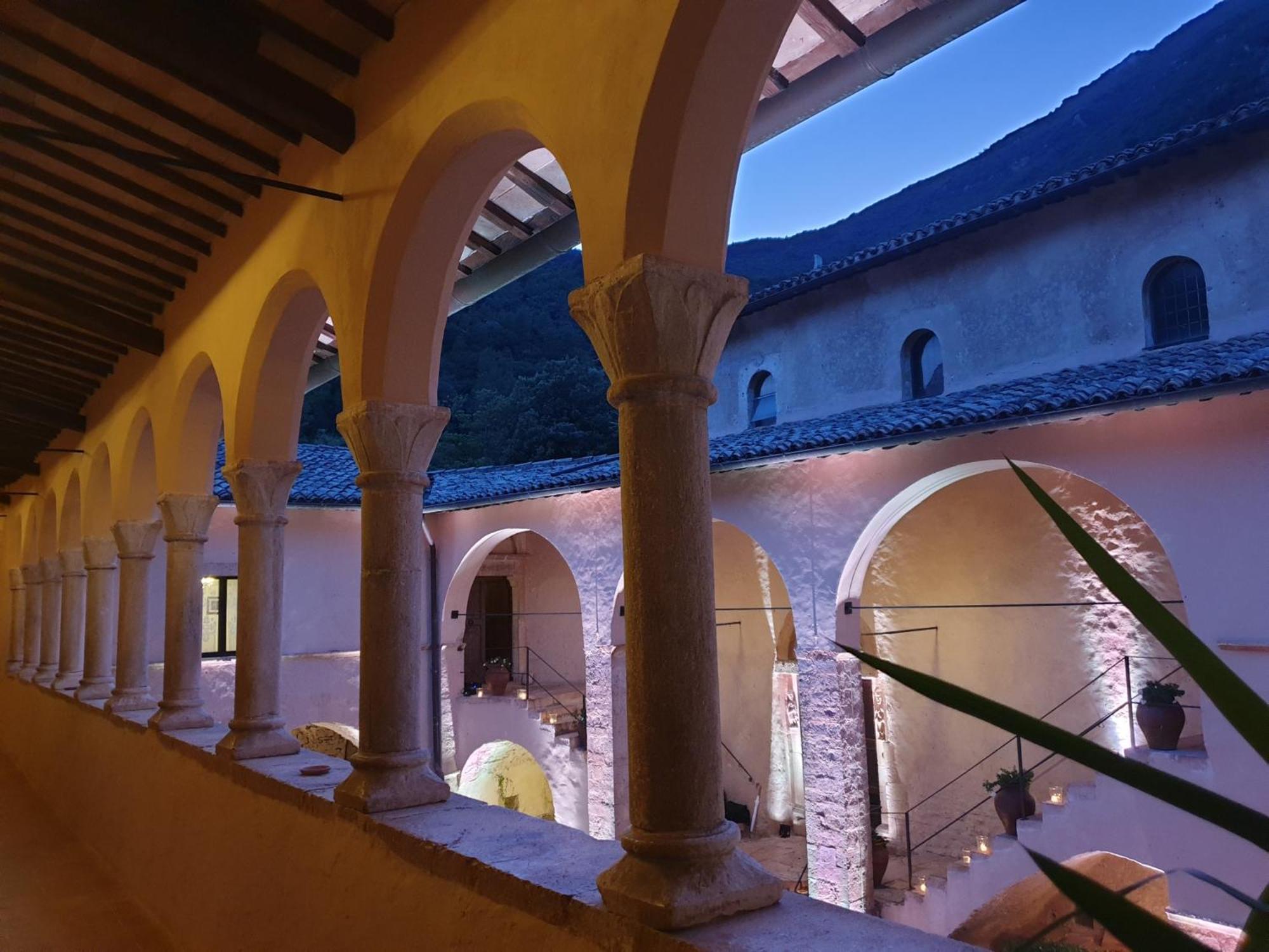 Abbazia San Pietro In Valle Ferentillo Exterior foto